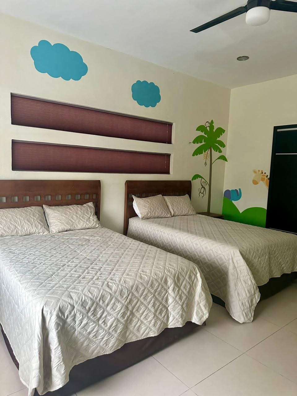 Recámara con vestidor y baño propio